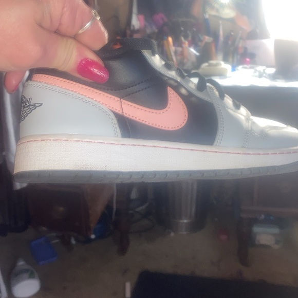 Air Jordon 1 Nike shoes 
Pink, Grey, Black - Picture 3 of 7